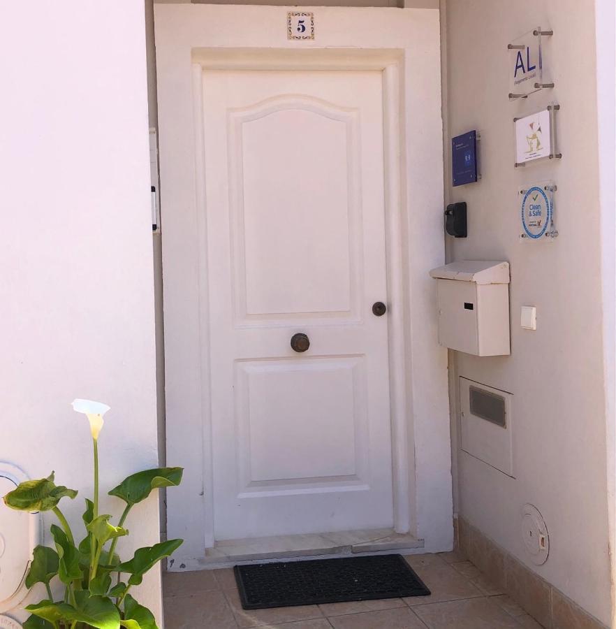 Casa Da Aldeia - Guest House Odiaxere Bagian luar foto